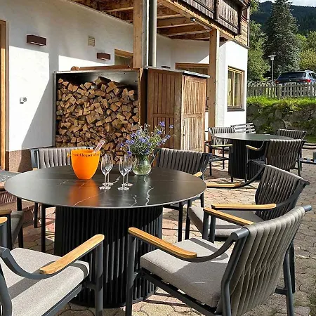 Thermenchalet Бад Кляйнкирххайм